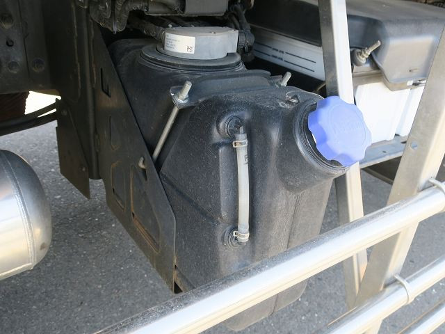 中古トラック 日野冷凍バン ＃9