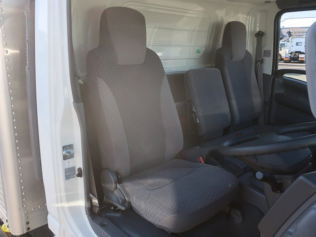 中古トラック いすゞアルミバン ＃12