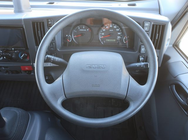 中古トラック いすゞアルミバン ＃15