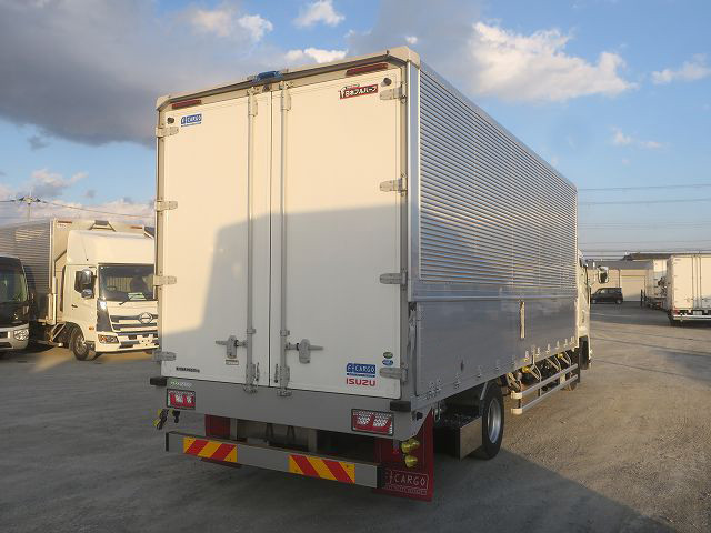 中古トラック いすゞアルミウィング ＃4