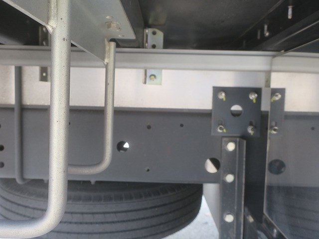 中古トラック いすゞアルミウィング ＃8