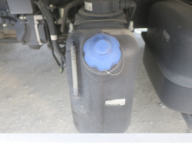  いすゞ フォワード アルミウィン