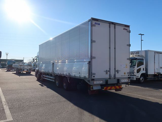 中古トラック UDトラックスアルミウィング ＃4
