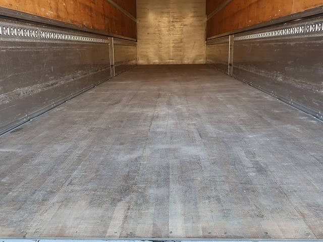 中古トラック UDトラックスアルミウィング ＃8