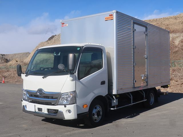 中古トラック 日野 デュトロ 小型アルミウィング