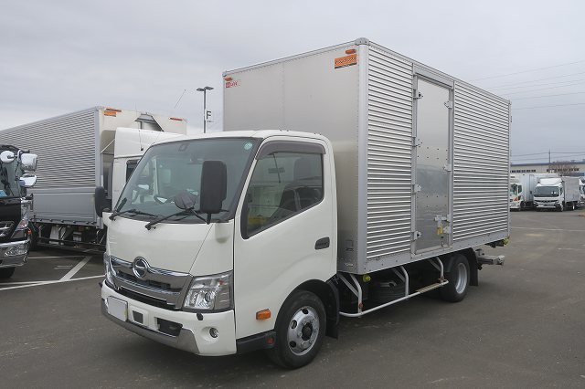 日野　アルミバン／バランスバン