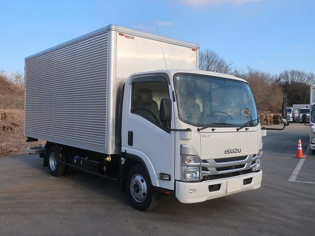 中古トラック いすゞアルミバン ＃2