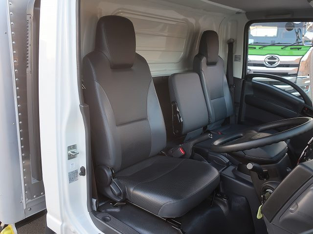 中古トラック いすゞアルミバン ＃13