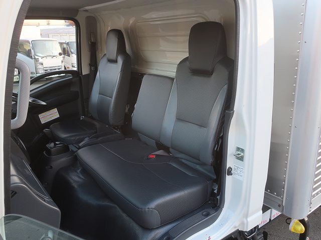 中古トラック いすゞアルミバン ＃23