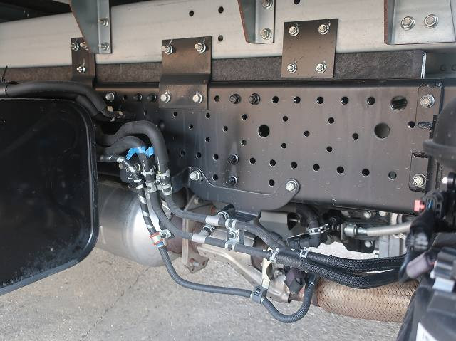 中古トラック いすゞアルミバン ＃9