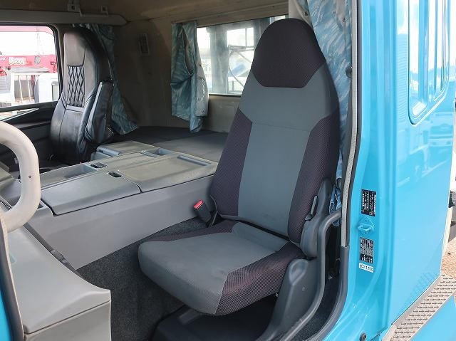 中古トラック 三菱ふそう スーパーグレード トラクタヘッド