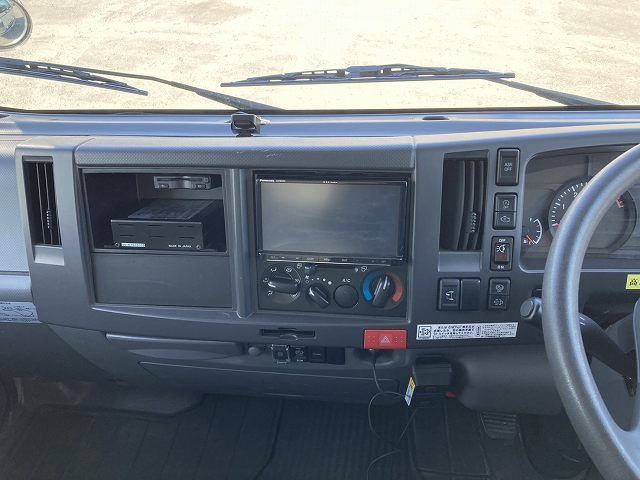 中古トラック いすゞ エルフ 小型アルミバン