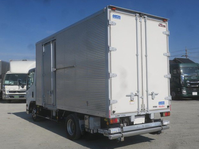 中古トラック いすゞ エルフ 小型アルミバン