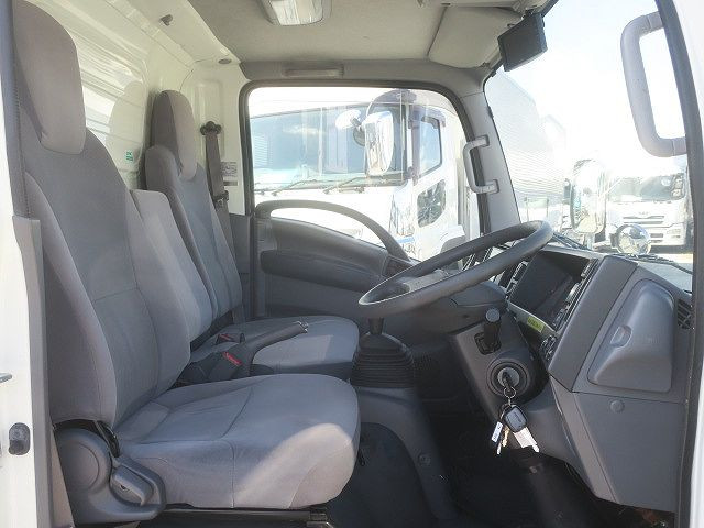 中古トラック いすゞ エルフ 小型アルミバン