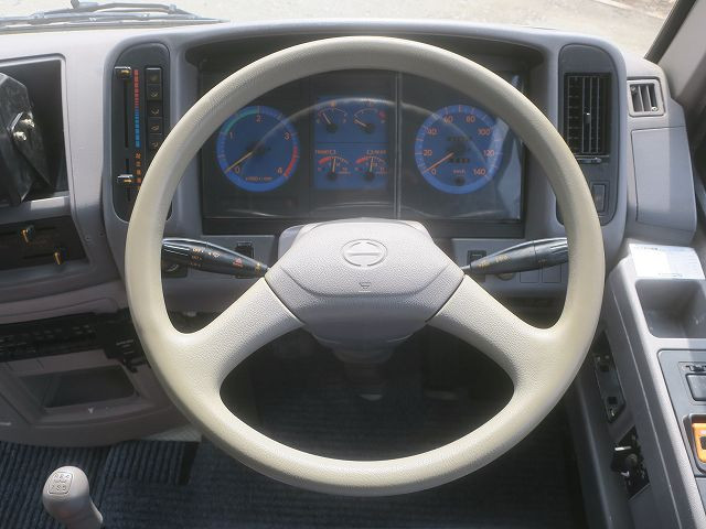 日野 リエッセ マイクロバス