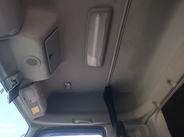 中古トラック いすゞ ギガ 大型ダンプ