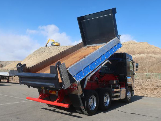 中古トラック いすゞ ギガ 大型ダンプ