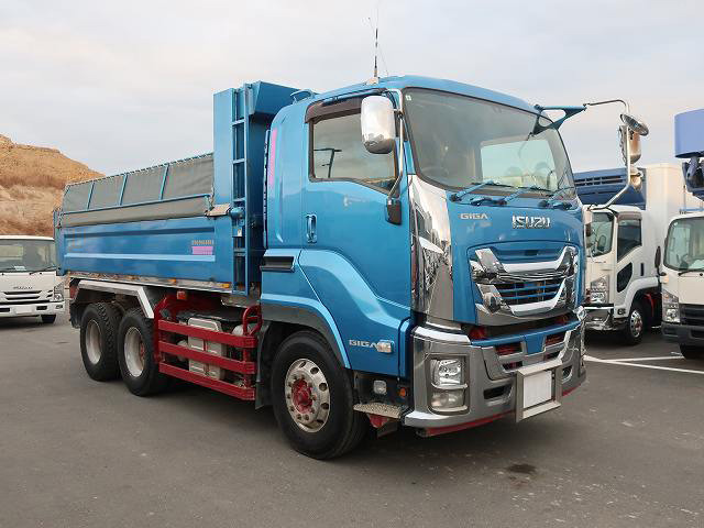 中古トラック いすゞ ギガ 大型ダンプ