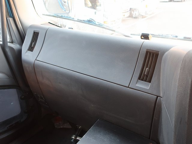 中古トラック いすゞ ギガ 大型ダンプ