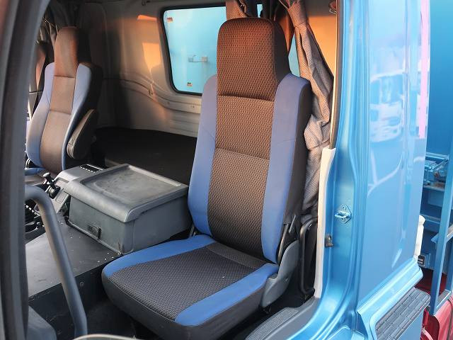 中古トラック いすゞ ギガ 大型ダンプ