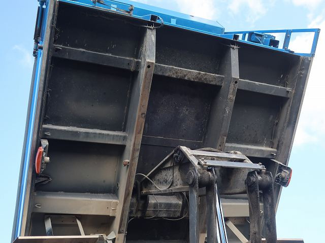 中古トラック いすゞダンプ ＃9