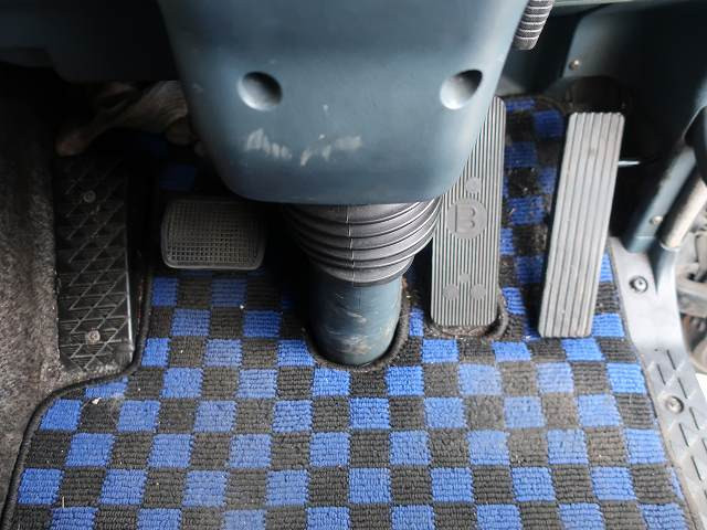 中古トラック 三菱ふそうセルフローダー ＃21