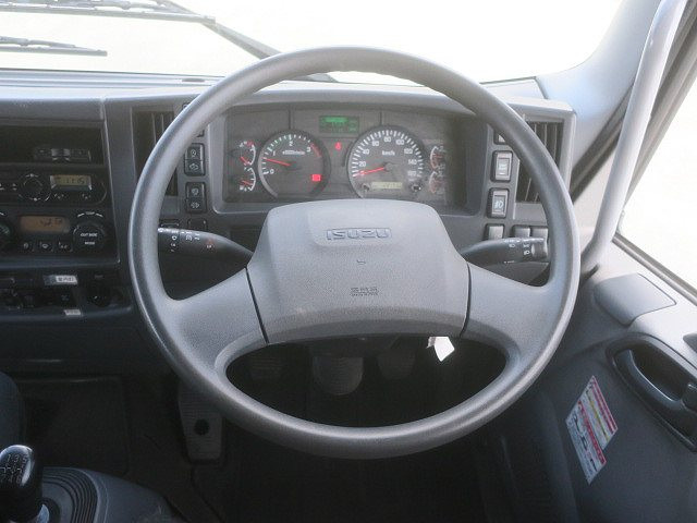 中古トラック いすゞ フォワード 中型クレーン付平ボディ