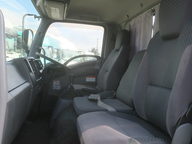 中古トラック いすゞ フォワード 中型クレーン付平ボディ