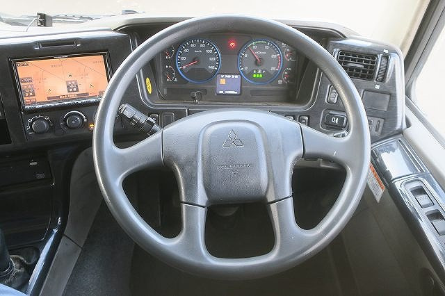 中古トラック 三菱ふそうクレーン付セルフローダー #17