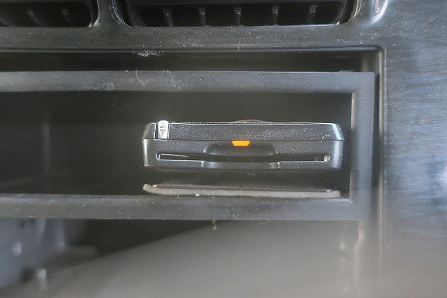 中古トラック 三菱ふそうクレーン付セルフローダー #20