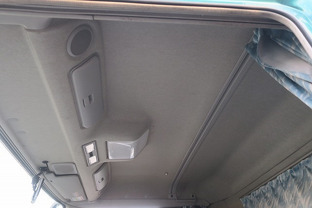 中古トラック 三菱ふそうクレーン付セルフローダー #24