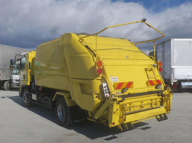 中古トラック いすゞパッカー車（塵芥車） ＃4