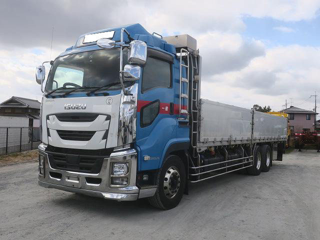 いすゞ　平ボディ