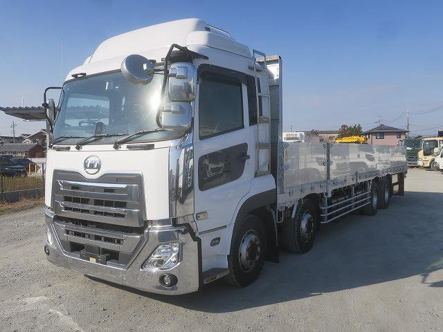 UDトラックス　平ボディ