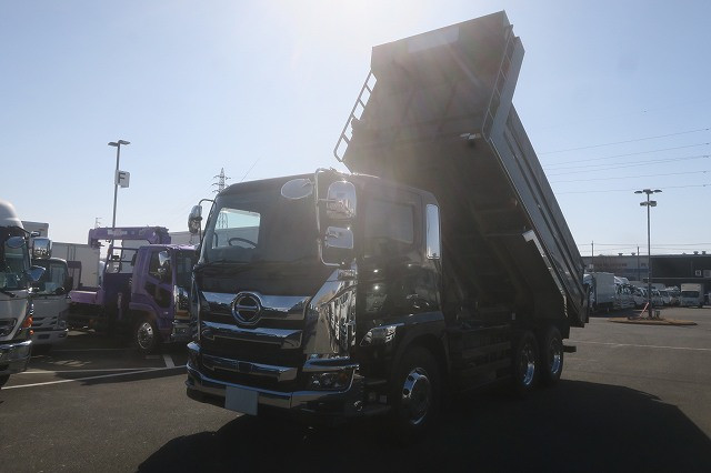 中古トラック 日野 プロフィア 大型ダンプ