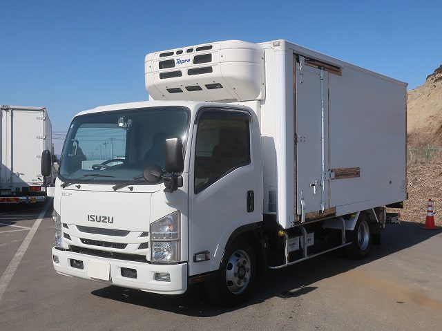 中古トラック いすゞ冷凍バン