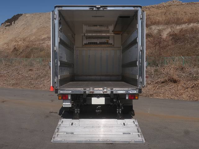 中古トラック いすゞ冷凍バン #5