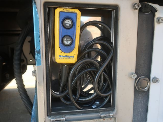 中古トラック いすゞ冷凍バン #10