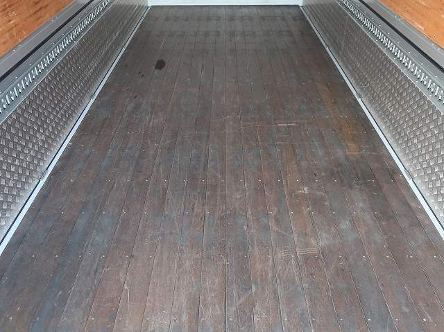 中古トラック いすゞアルミウイング ＃8