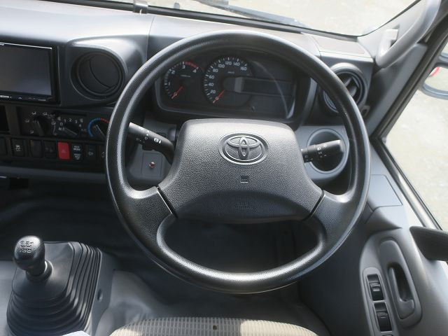 中古トラック 日野クレーン付平ボディ ＃16