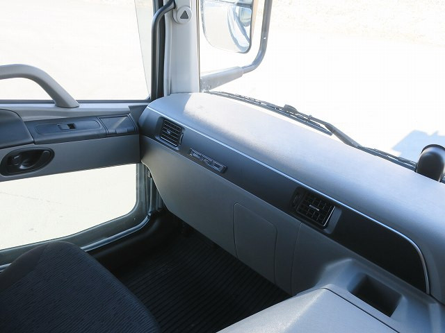 中古トラック 三菱ふそう冷凍ウィング ＃16