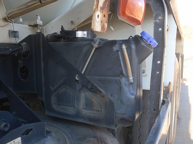 中古トラック いすゞ ギガ 大型コンクリートミキサー車