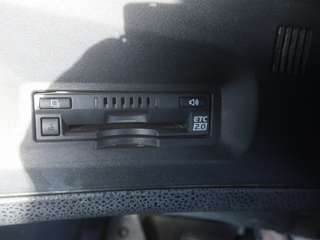 中古トラック いすゞコンクリートミキサー車 ＃19