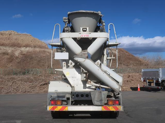 中古トラック いすゞ ギガ 大型コンクリートミキサー車