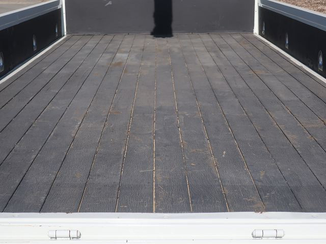 中古トラック 日野クレーン付平ボディ ＃7