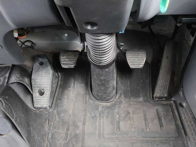 中古トラック いすゞクレーン付平ボディ ＃20