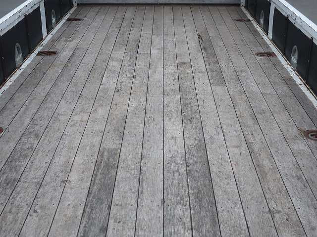 中古トラック いすゞクレーン付平ボディ ＃7