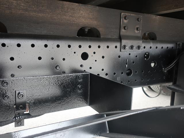 中古トラック いすゞクレーン付平ボディ ＃9