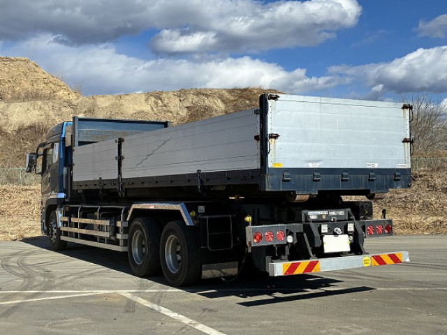 中古トラック 三菱ふそうアームロール ＃3