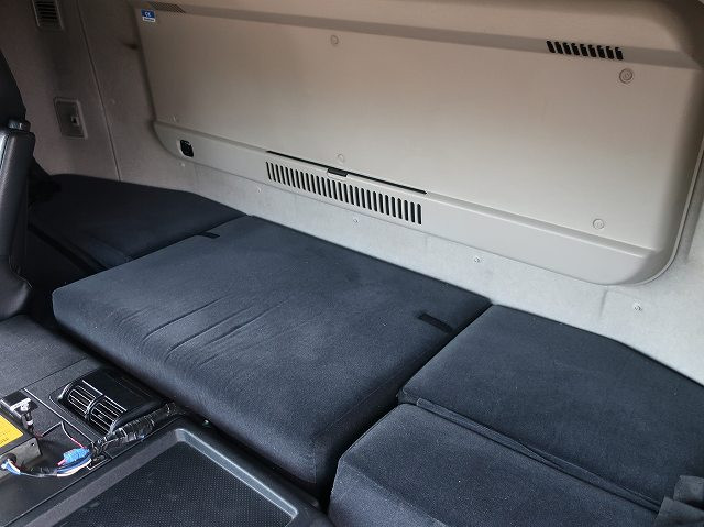 中古トラック 三菱ふそうアームロール ＃23